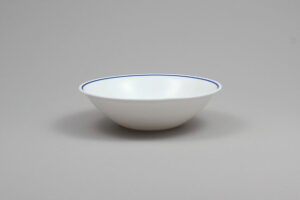 בול מולטי 17 אולטרה לבן פס כחול"***j9622